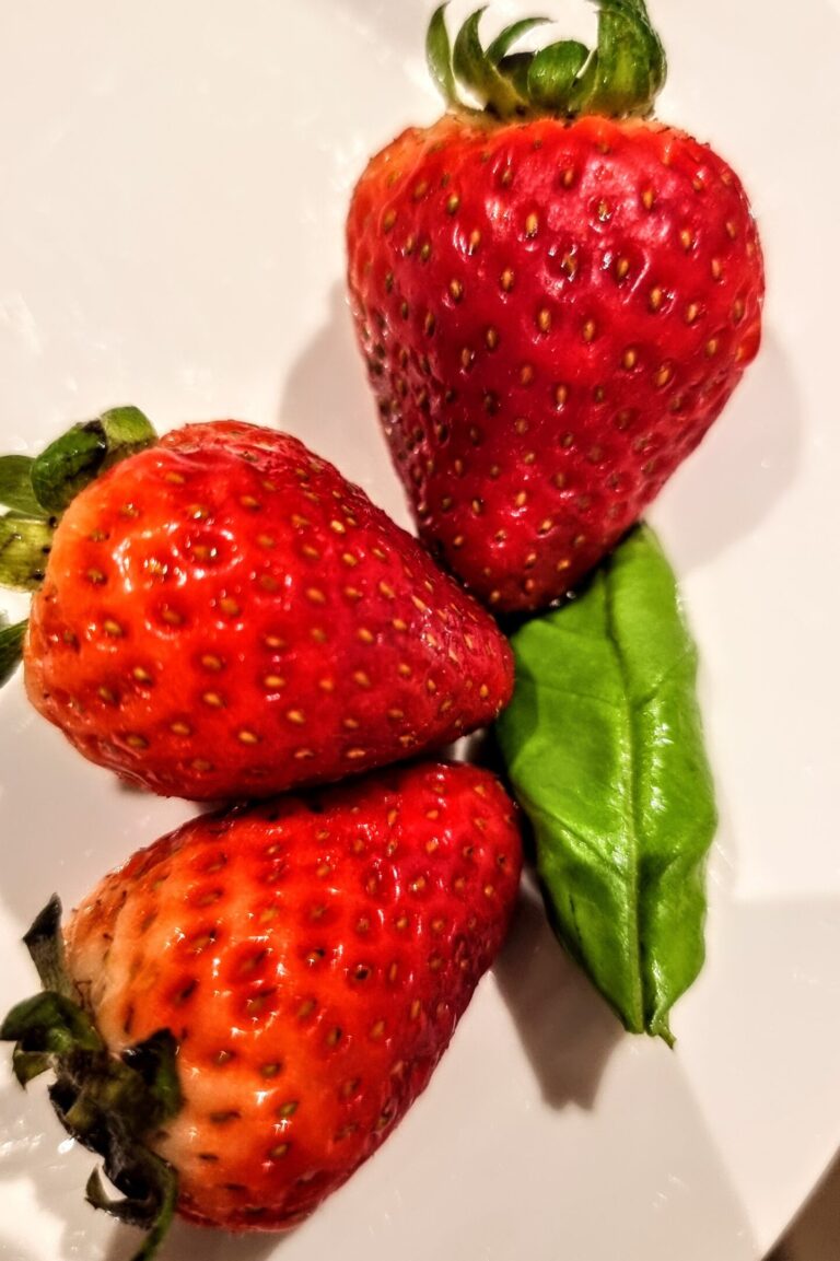 Does strawberry and basil go together?