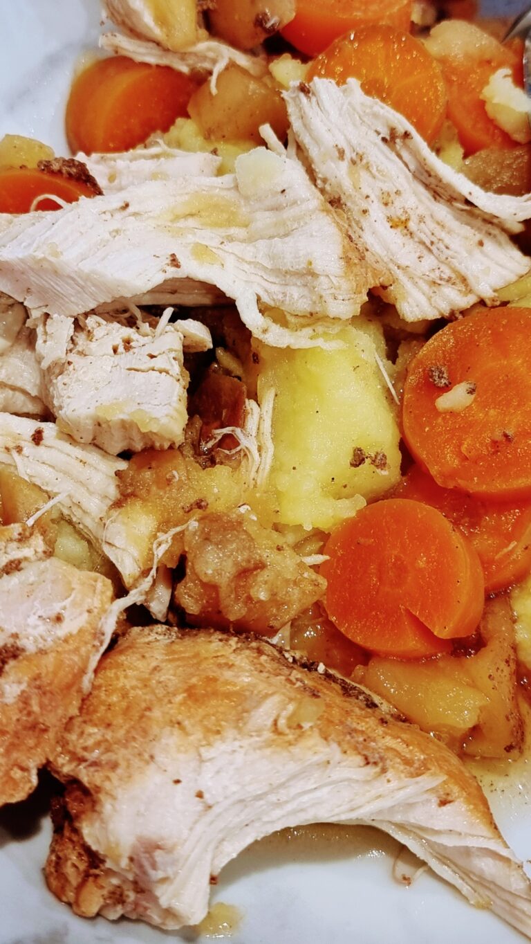 Pressure Cooker Chicken with Apples and Honey (30 Minutes)